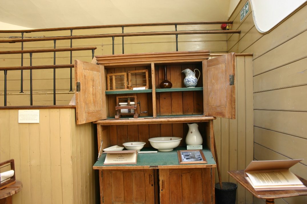 Bandage winders, Old Operating Theatre & Herb Garret, London - 01.JPG